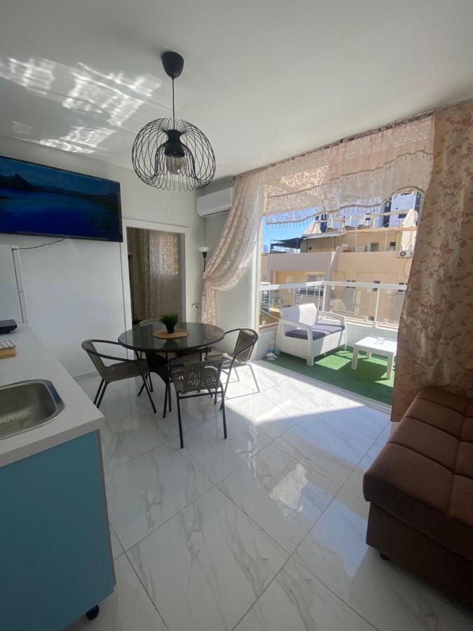 Apartment Oskar Beach Bat Yam Buitenkant foto